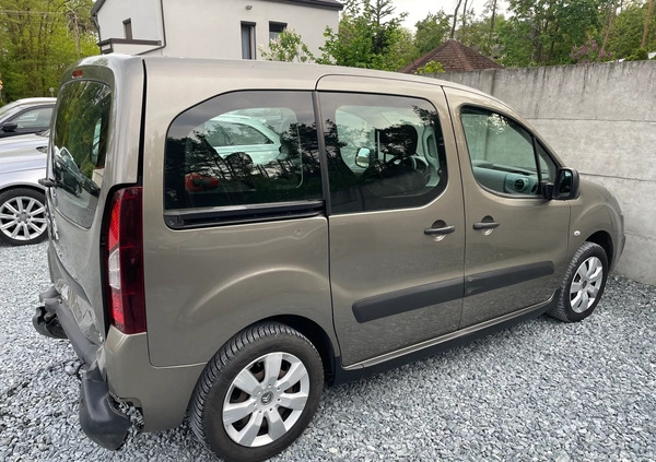 Citroen Berlingo cena 31000 przebieg: 133000, rok produkcji 2015 z Zawadzkie małe 232